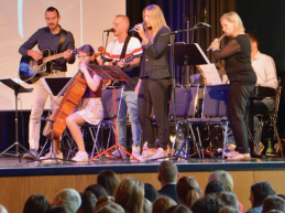 Achtung! – Der Schulgottesdienst 2019